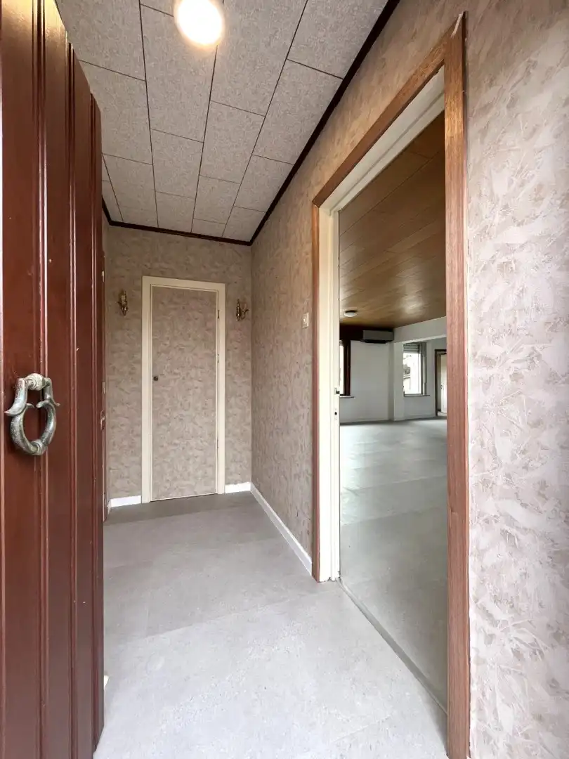 Zonnebeke – Volledig gerenoveerde woning met tuin foto 2