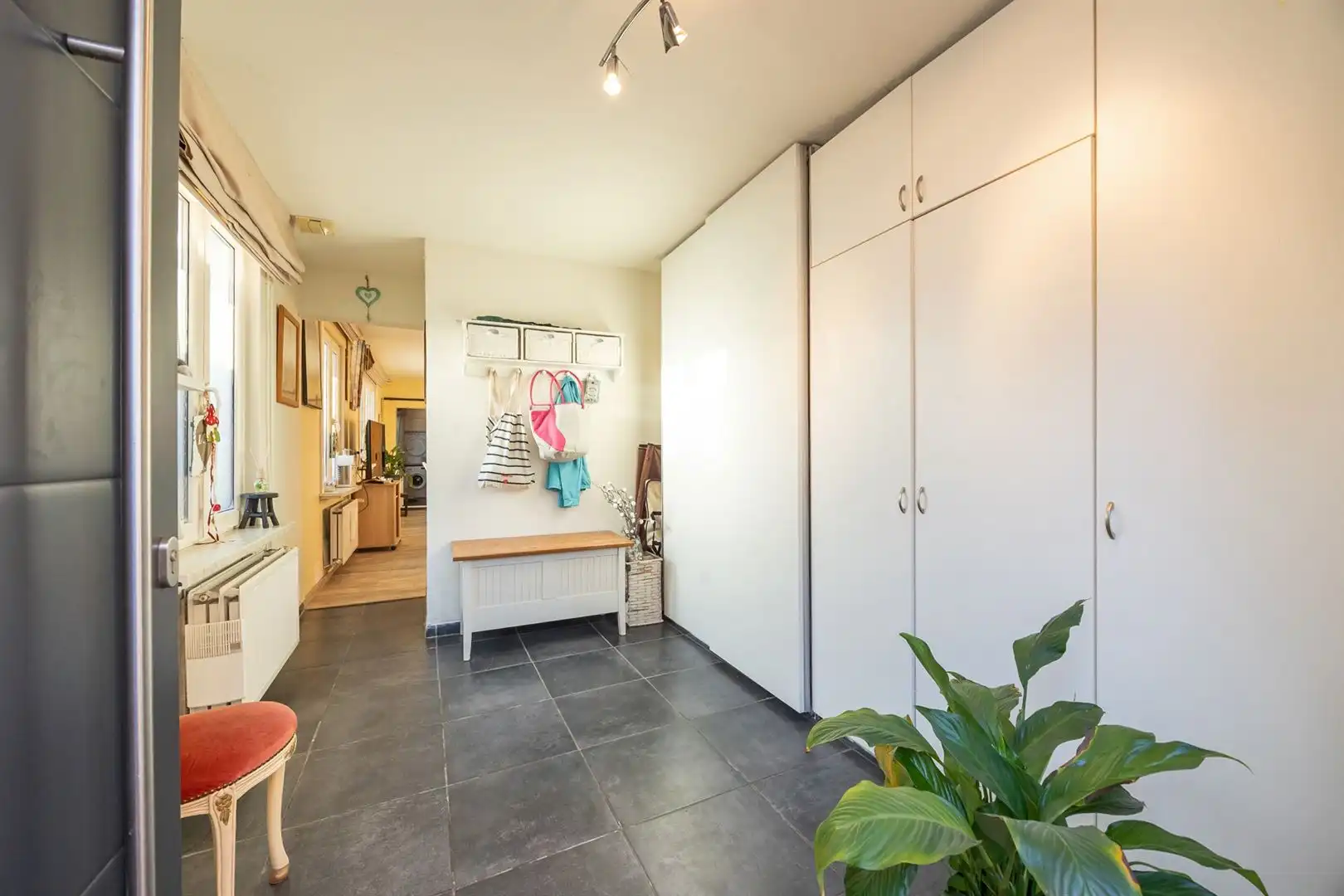 Gezellige laagbouwwoning met 1 slaapkamer en tuin! foto 3