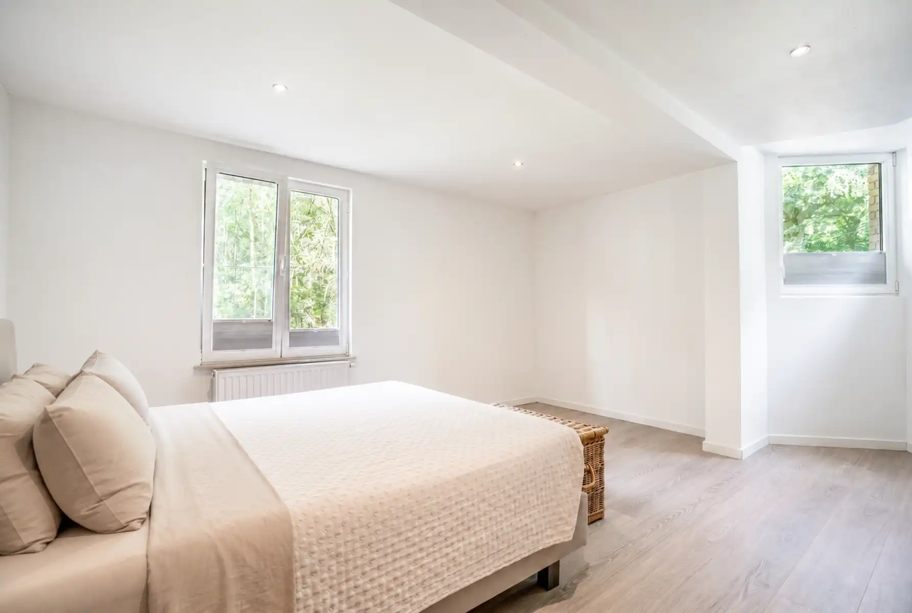 Gelijkvloers erfgoedappartement met tuin in Halle foto 10