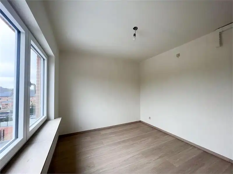Gerenoveerd appartement te huur in centrum Tessenderlo foto 10