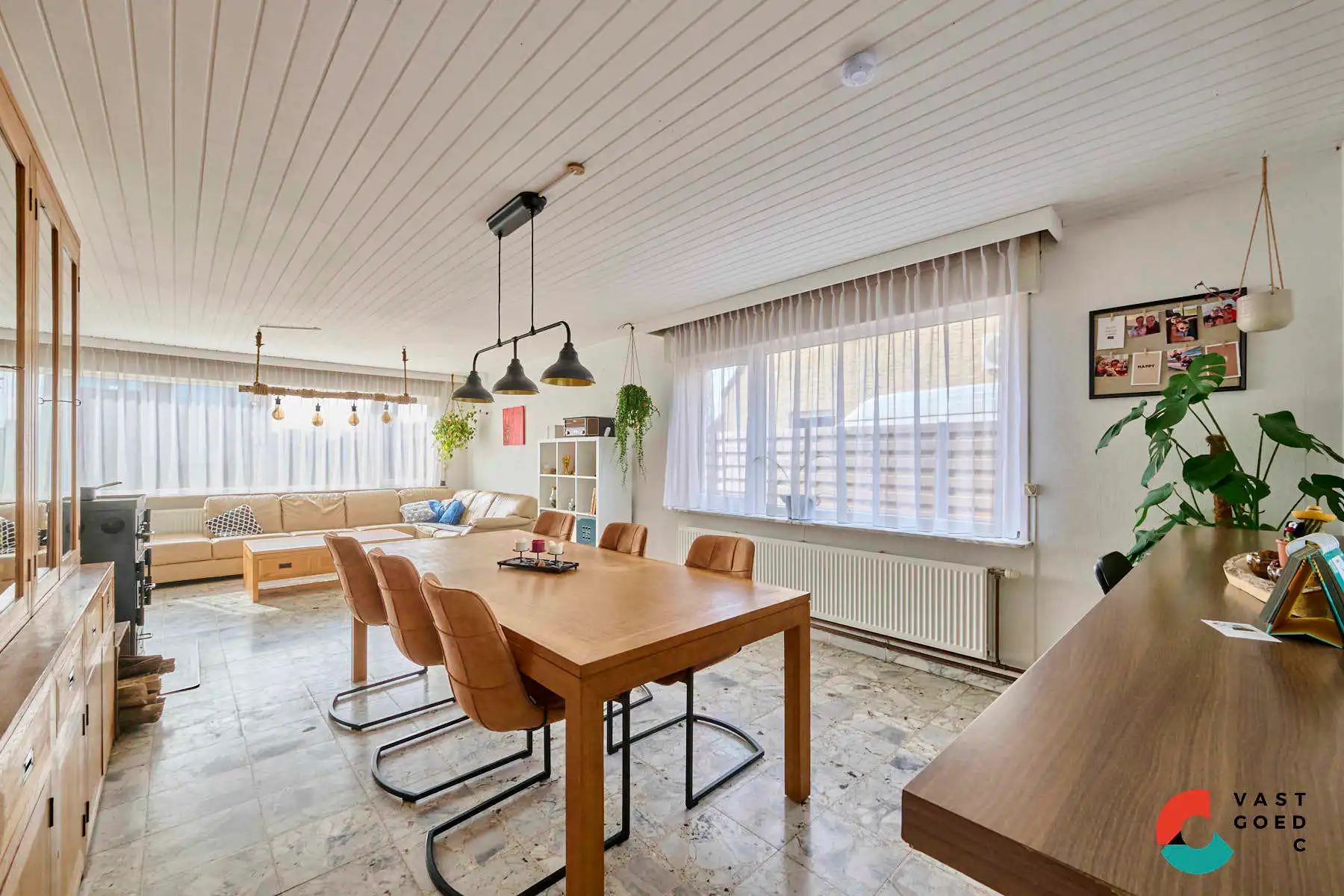 Gelijkvloerse woning op een mooi perceel foto 5