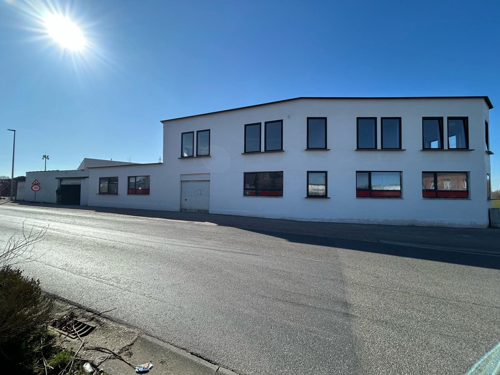 Activiteits- of opslagruimte op een toplocatie nabij de A12 foto 2