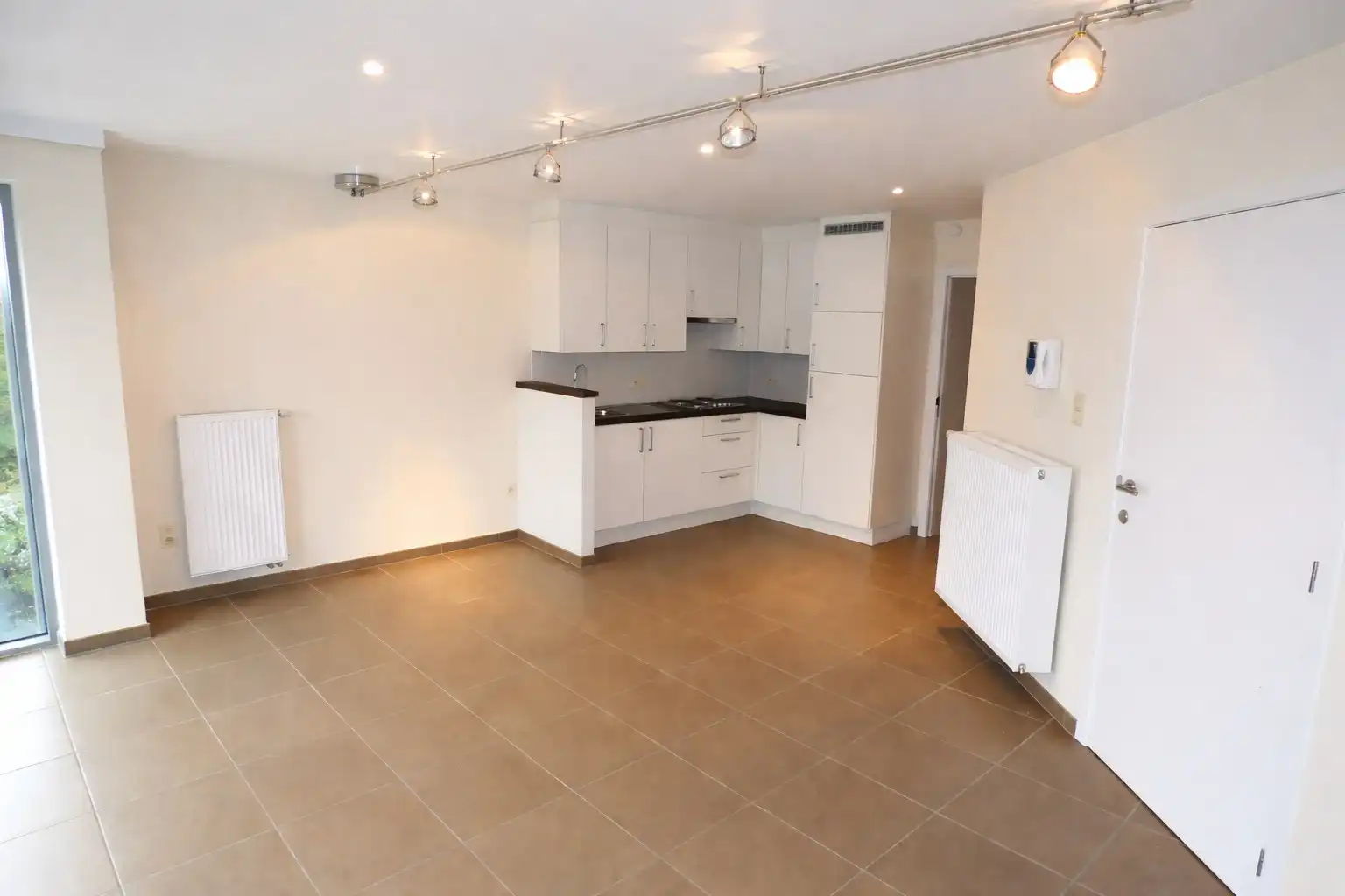 1-slaapkamer appartement, instapklaar, met zonnig terras, centrum Torhout foto 4