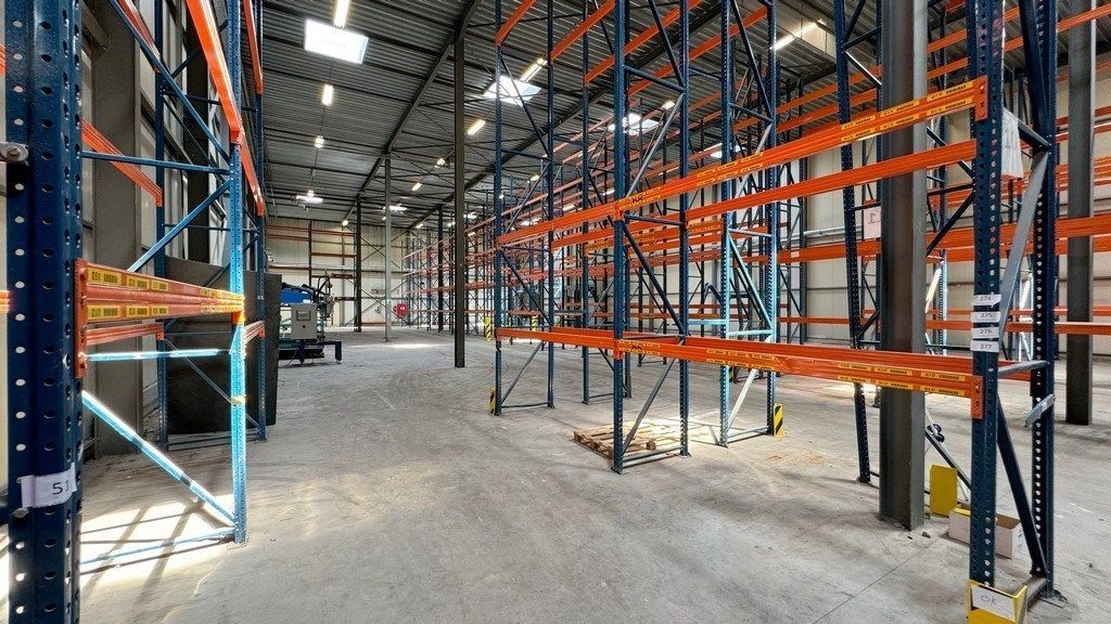 Logistiek bedrijfspand te huur in industriezone te Malle foto 14