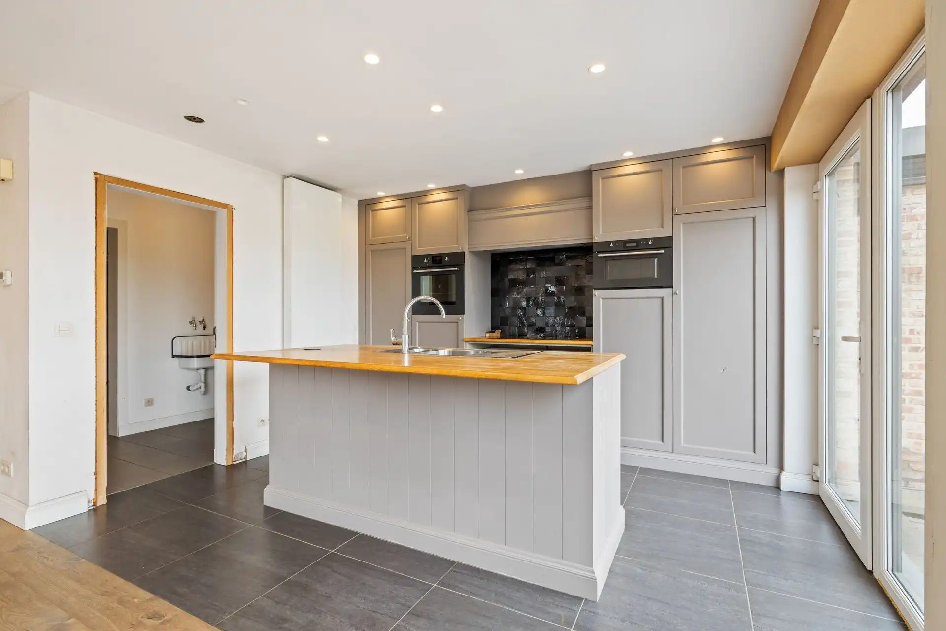 Recente gezinswoning op een uitstekende locatie in Sint-Gillis-Waas foto 8