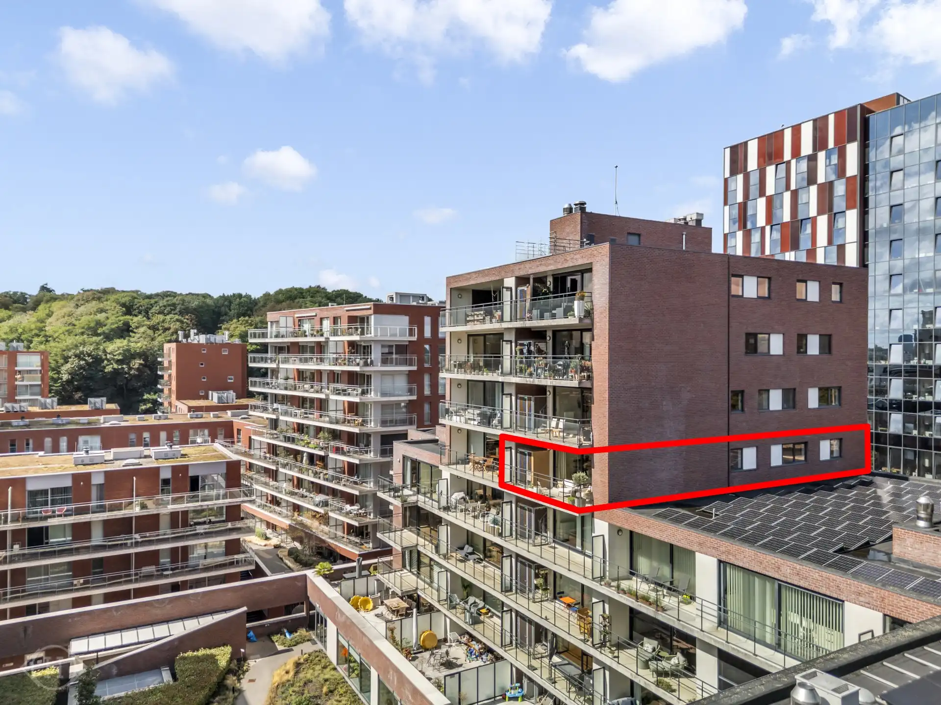 Ruim appartement met 3 slaapkamers en staanplaats foto 19