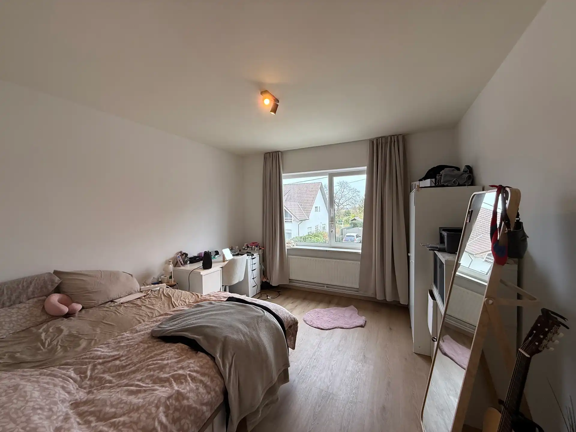SERSKAMP - Ruim, gerenoveerd appartement mét garage. foto 9
