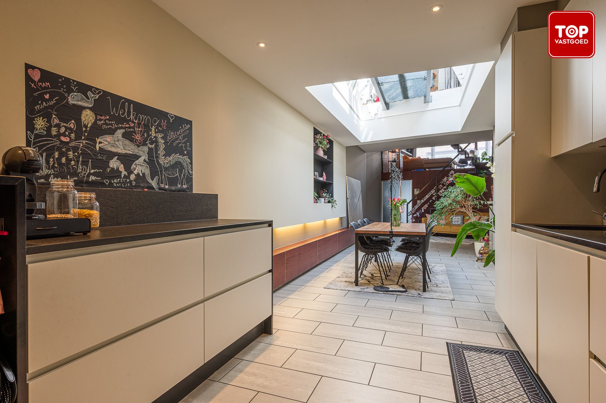 Instapklare architectenwoning met 2 slaapkamers en zonneterras foto 10