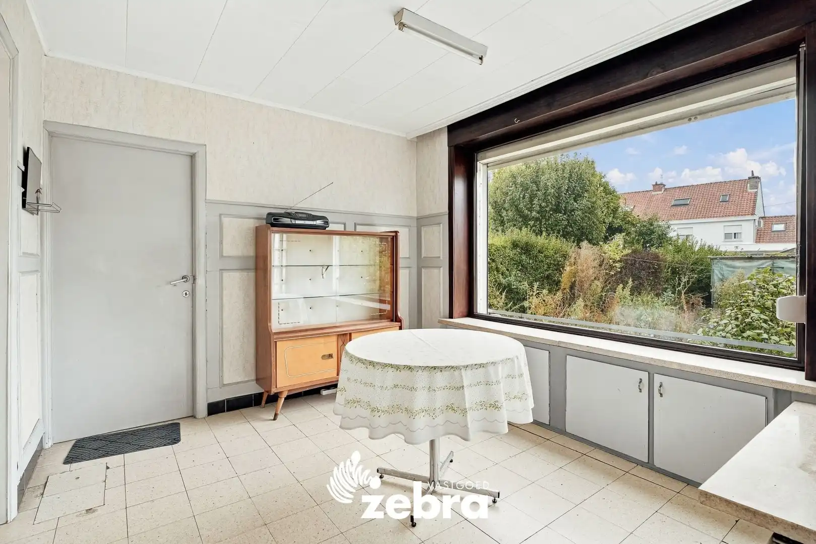 Kloeke te renoveren gezinswoning met 5 slaapkamers te Roeselare! foto 11