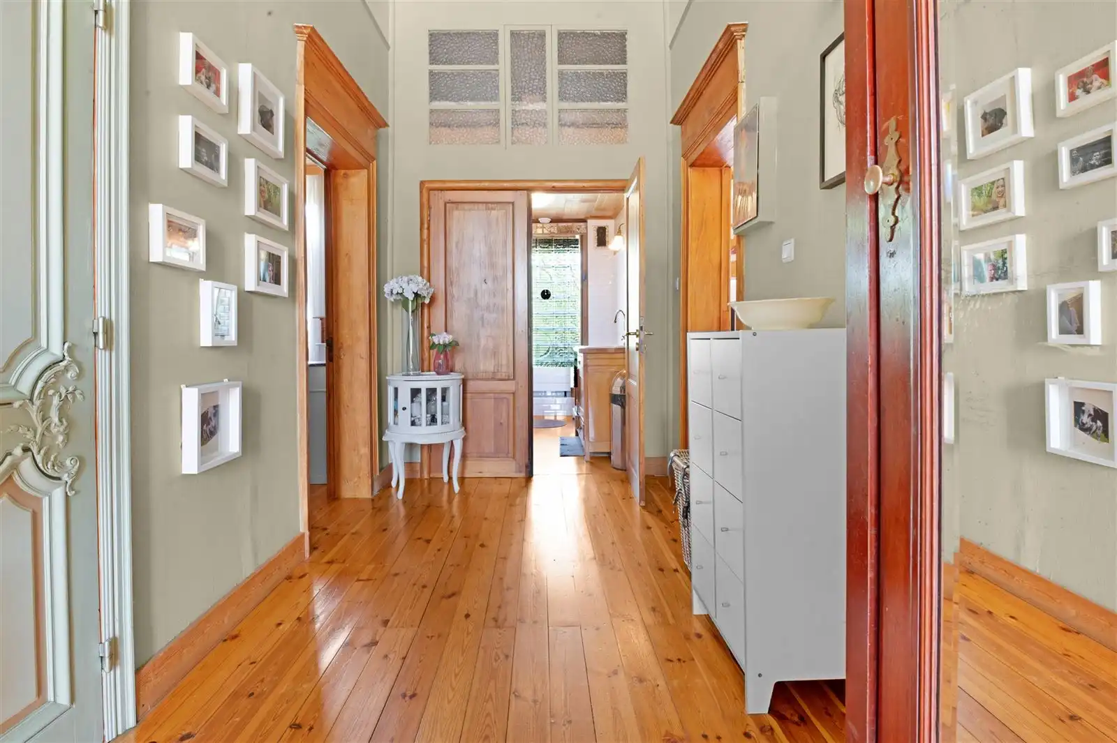 Herenwoning met mogelijkheid meergezinswoning of praktijk foto 15