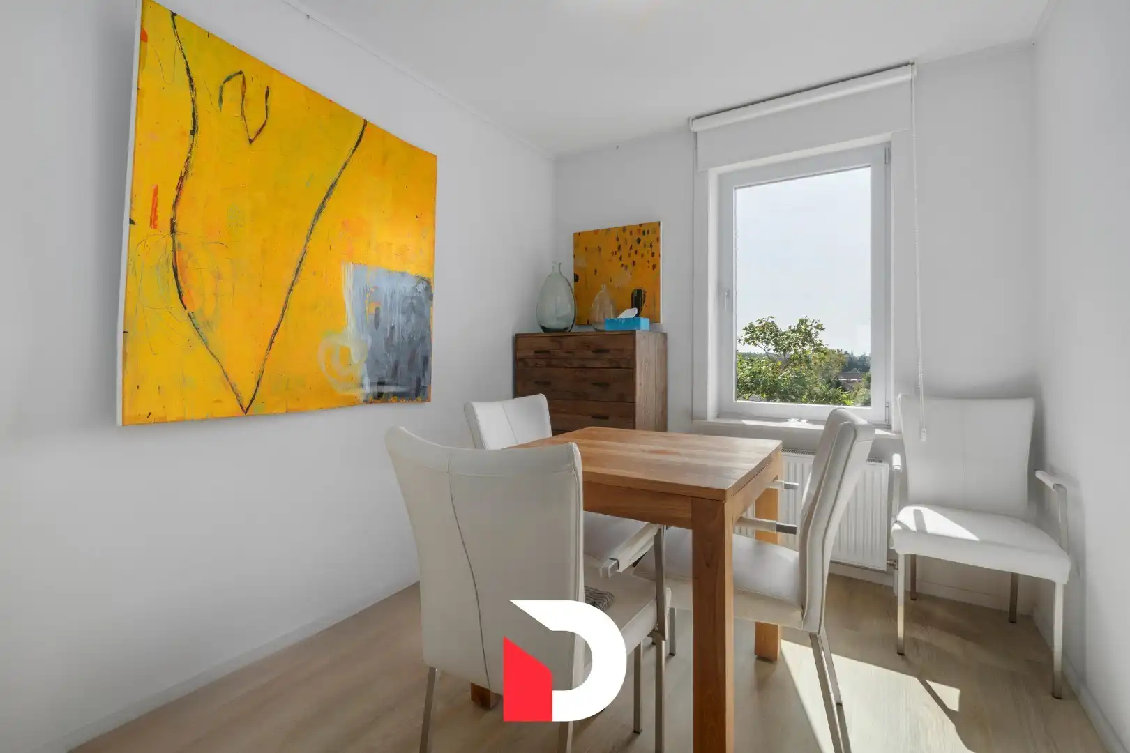 Schitterend gerenoveerd en uiterst aangenaam hoekappartement met 3 slaapkamers te Sint-Andries (Sint-Baafs). foto 11