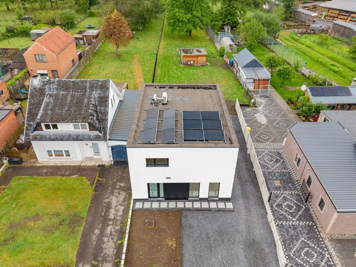 Nieuwbouw met vier slpk, alle comfort en ruime tuin foto 39