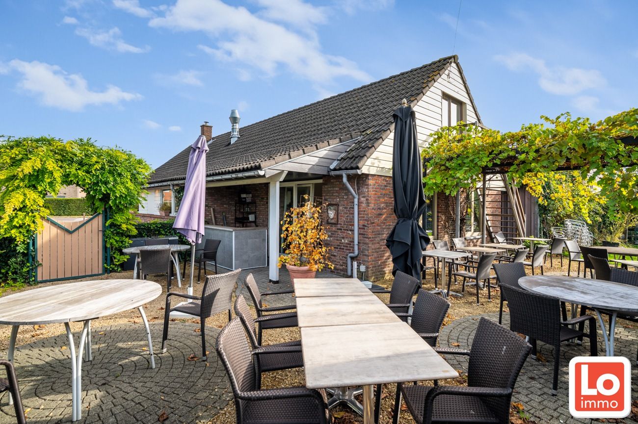 Instapklaar handels/horecapand op een toplocatie in het Centrum van Hijfte(Lochristi) foto 5