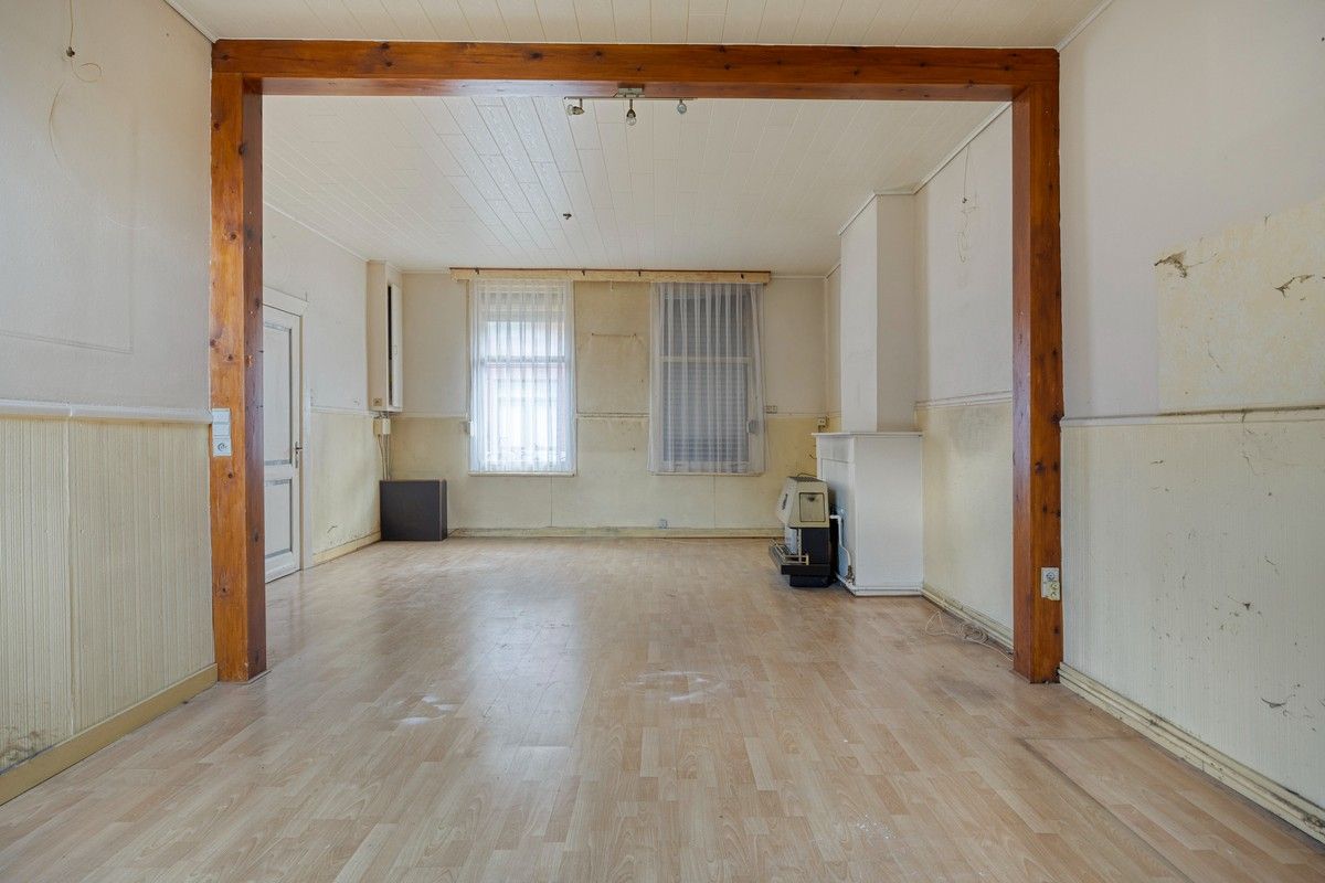 RUIME EN RUSTIG GELEGEN GEZINSWONING | 4 SLPKS - GARAGE - TUIN | TE RENOVEREN foto 7