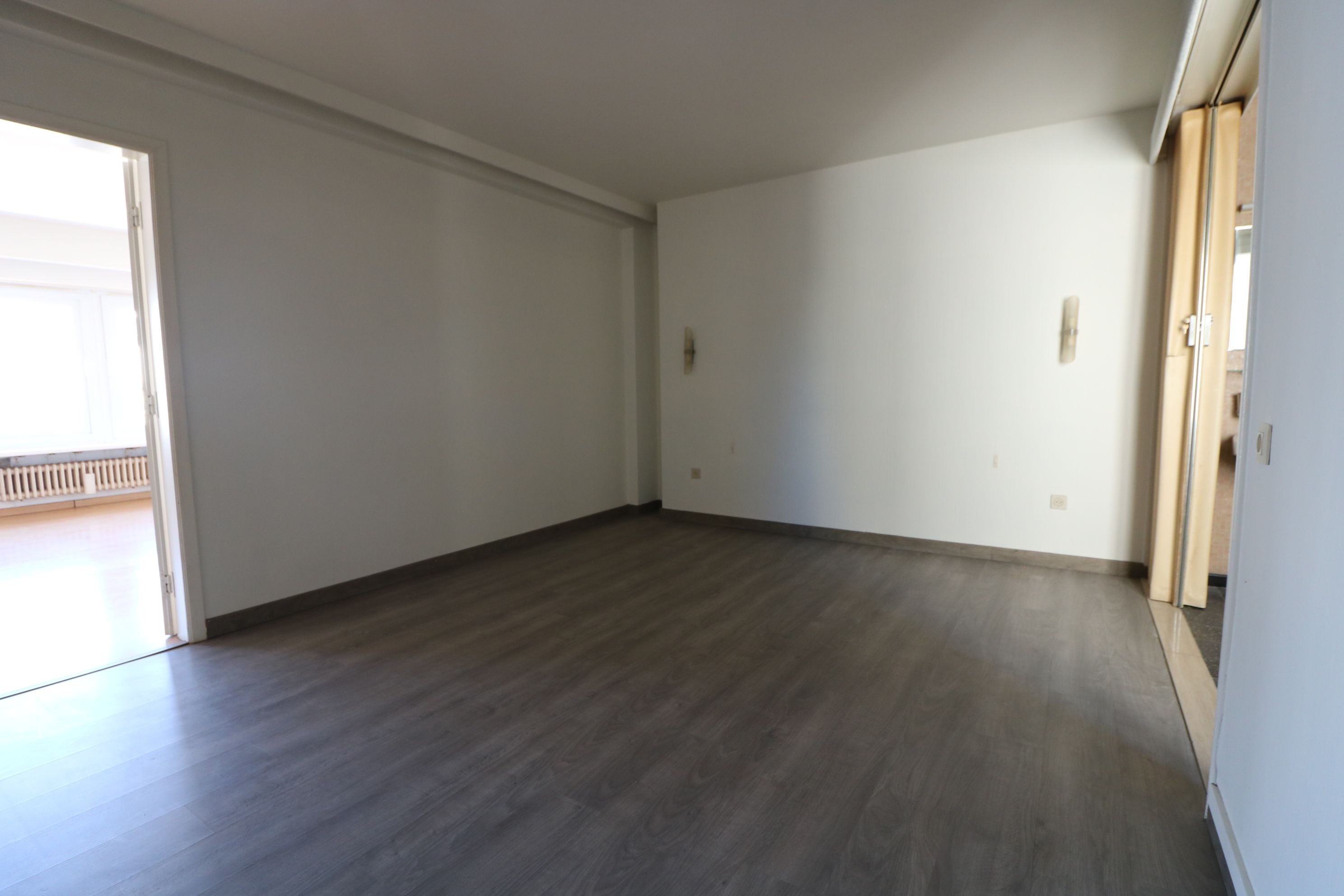 Ruim 2-slaapkamerappartement, op wandelafstand van het centrum.  foto 4