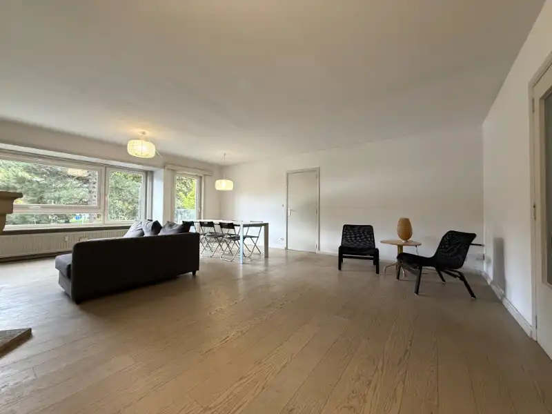 Ruim 3-slaapkamerappartement met groot terras en groen zicht op het Citadelpark foto 3