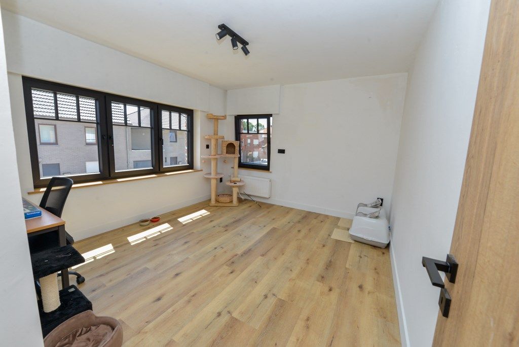 Mooie energiezuinige woning met zonnige tuin centrum Aartrijke foto 9