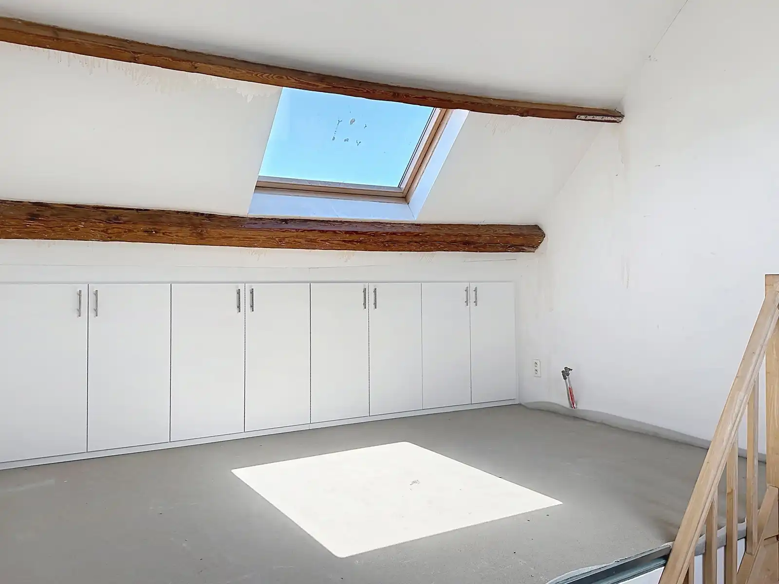 Instapklare, gerenoveerde woning met gezellige koer in hartje Niel! foto 33