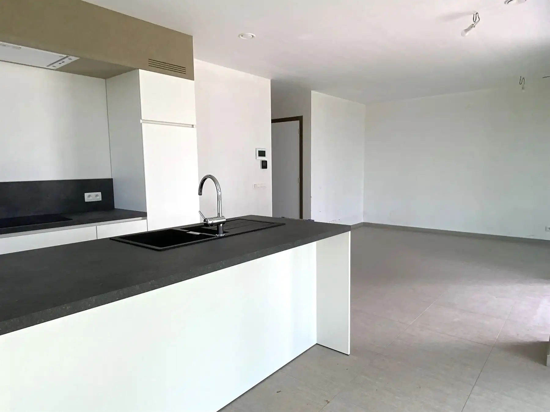 Appartement met 1 slaapkamer en zonnig terras foto 4