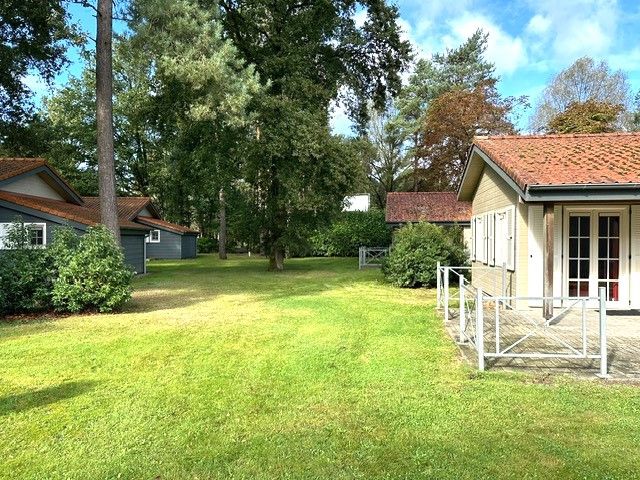 Gezellige,  vrijstaande en ingerichte vakantiewoning foto 2