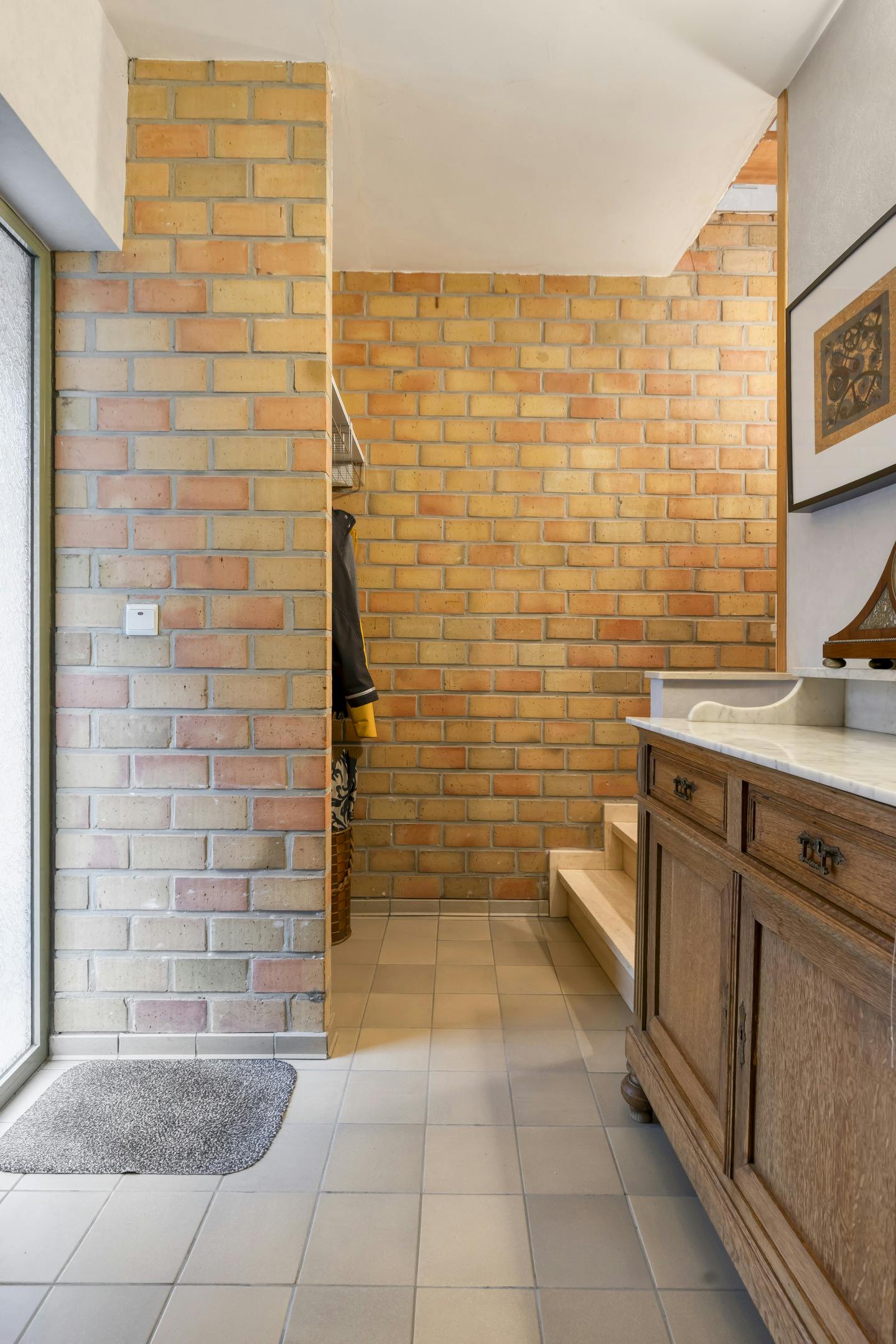 Ruim huis met 5/6 slaapkamers, garage en tuin in Boom foto 4