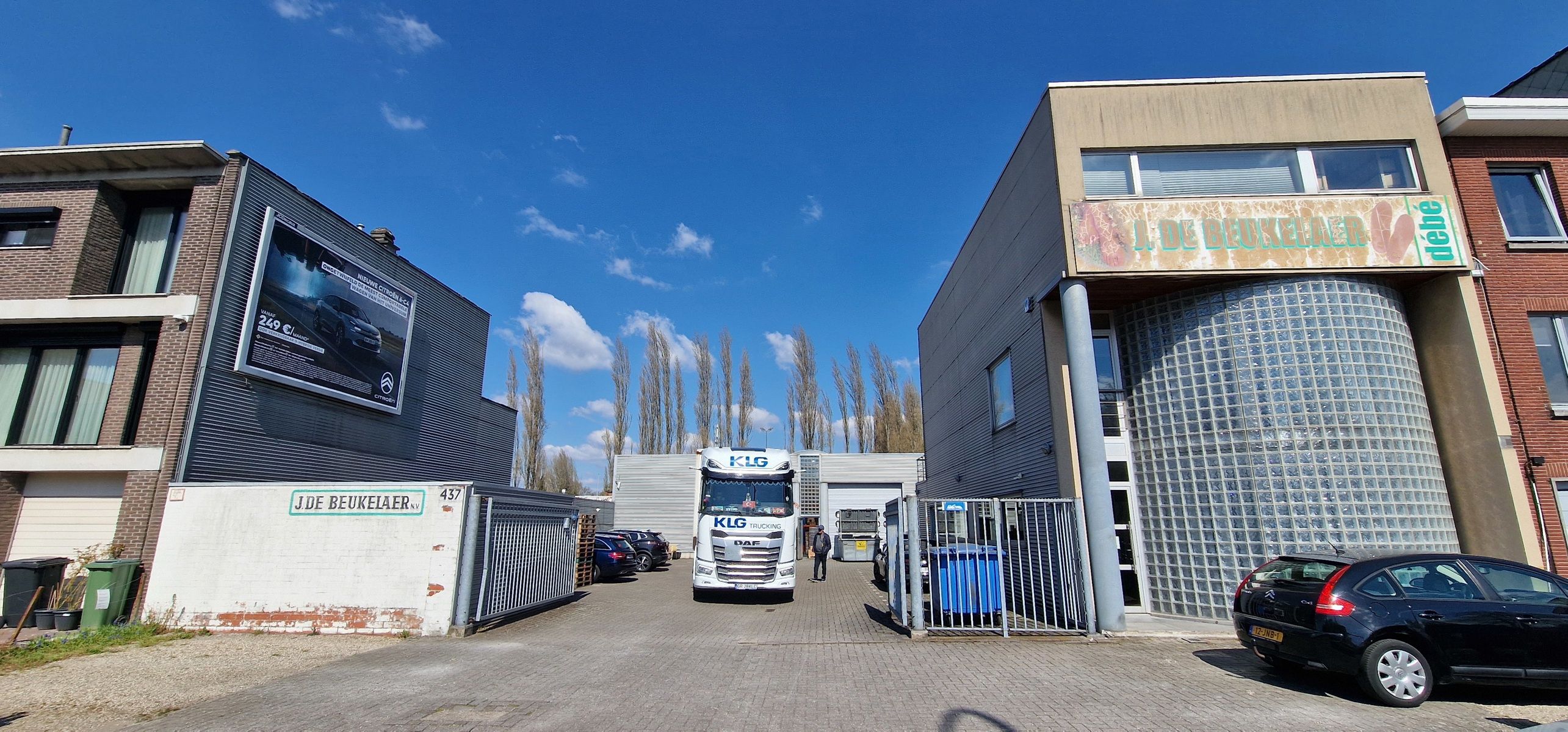 Grote magazijnruimte/atelier met kantoor te koop in Deurne  foto 162