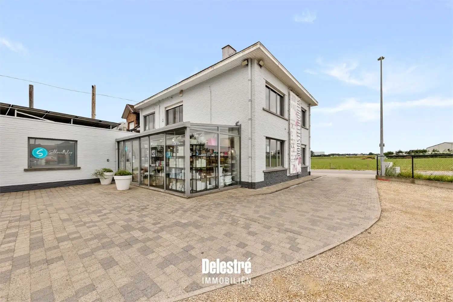 GENTSESTEENWEG – COMMERCIËLE TOPLOCATIE MET VEEL PARKING foto 6