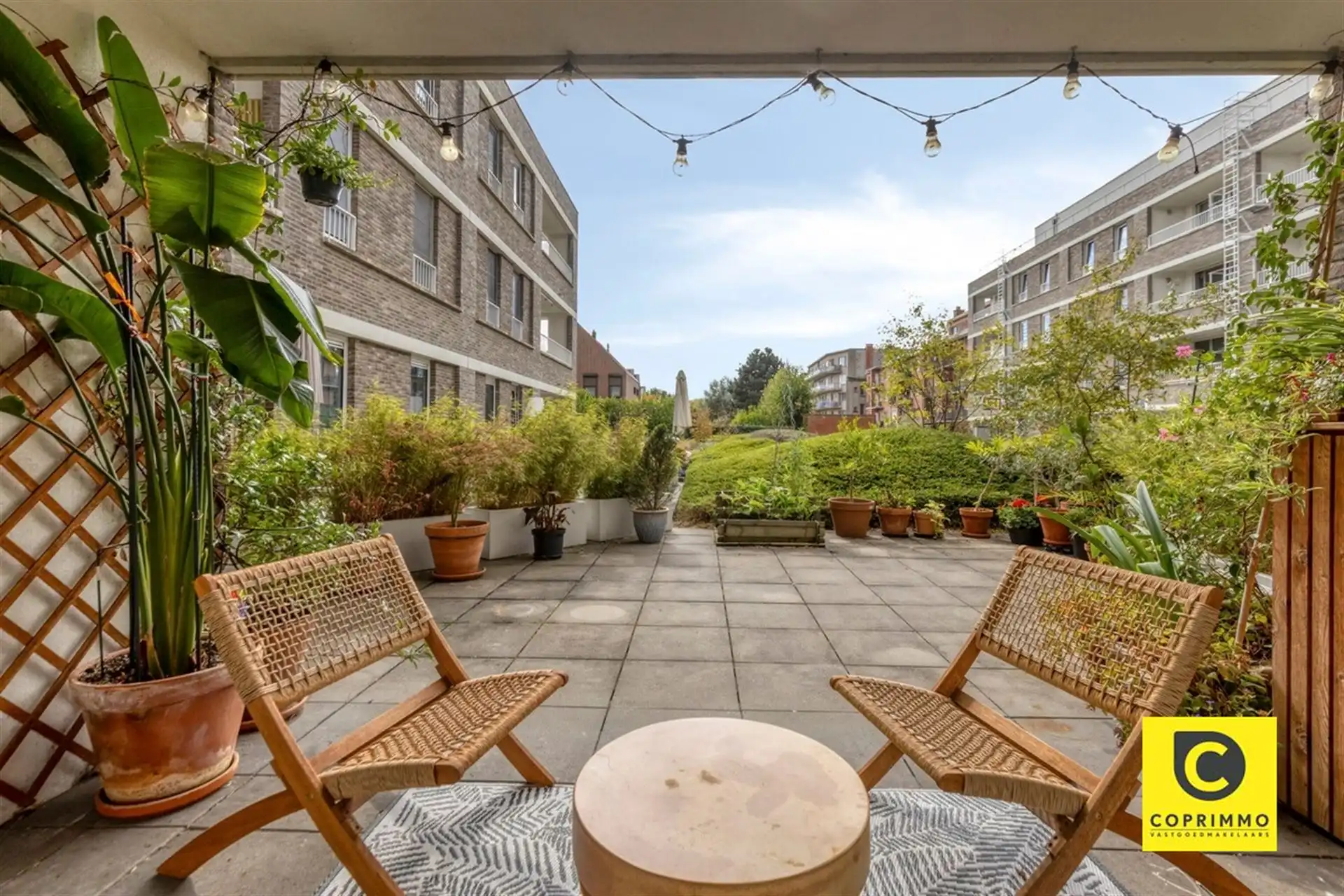 Gelijkvloers app met zuid gericht terras! foto 5