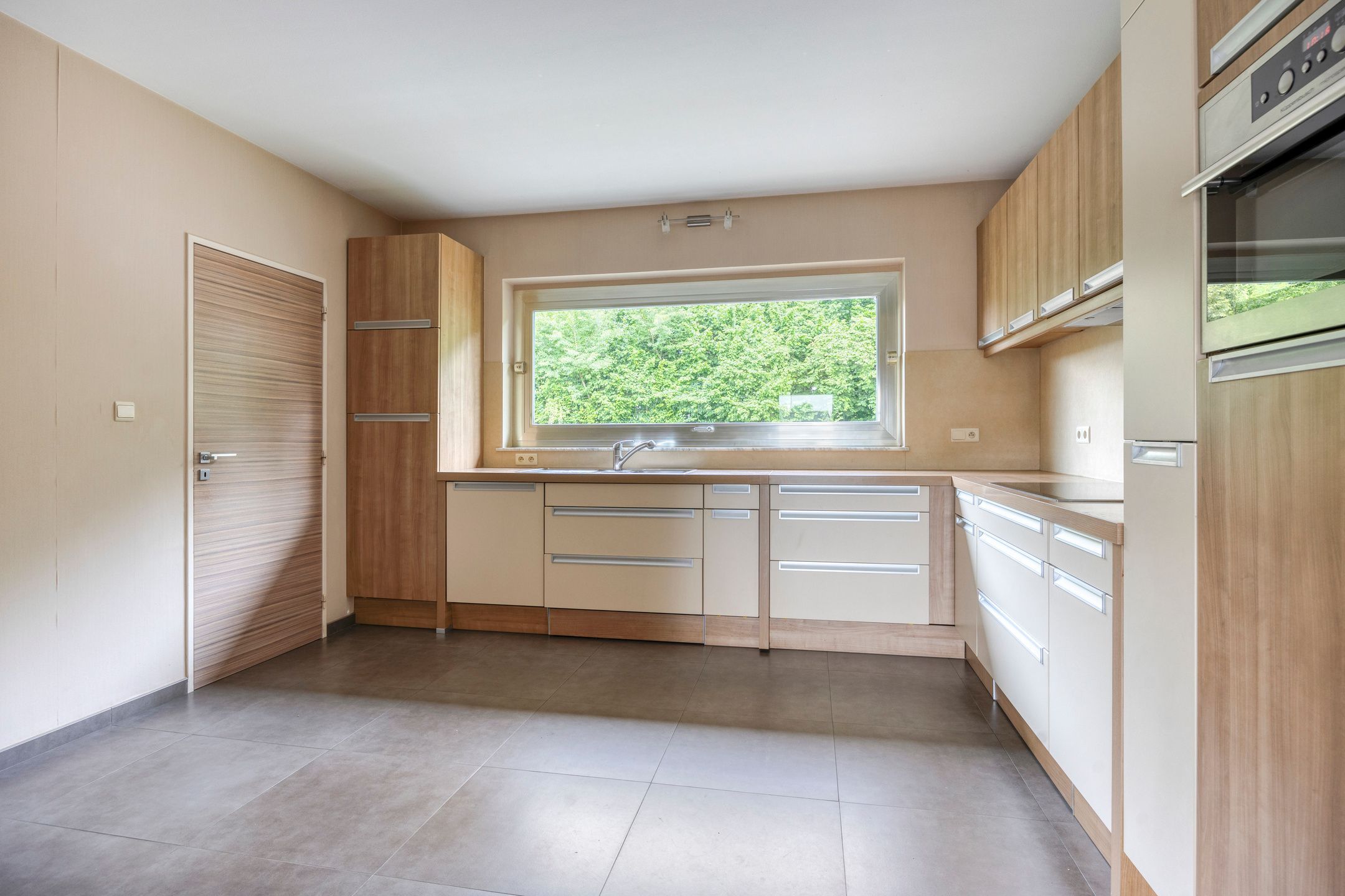 Comfort en connectie: open, lichtrijke woning: 4 slpks, tuin foto 8