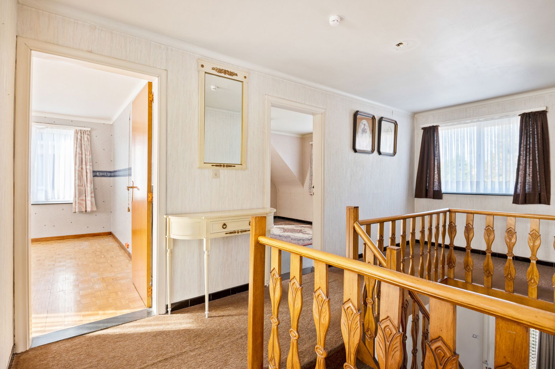 IN OPTIE. Ruime woning met 4slk's op 542 m² foto 12