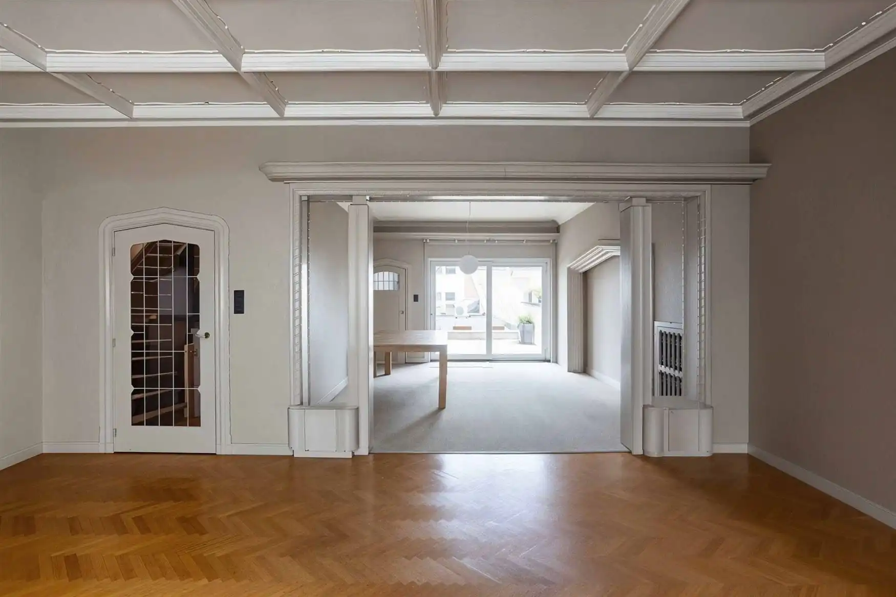 Unieke woning met terras en karaktervolle details. foto 2