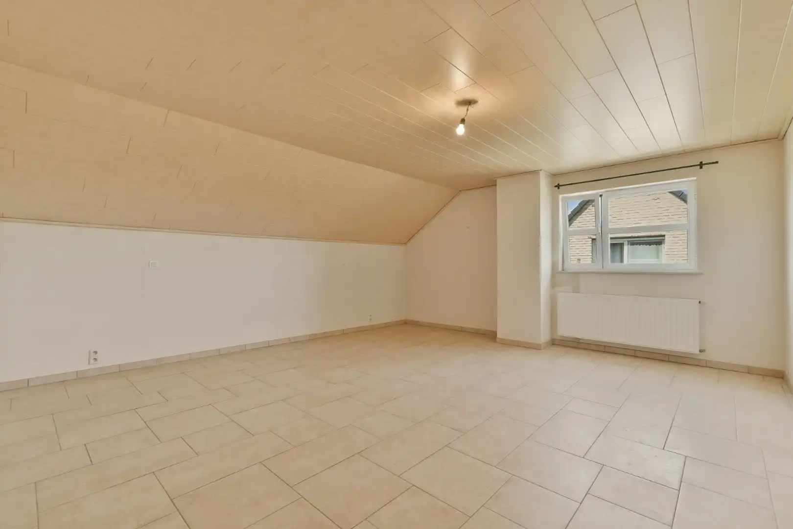 Ruime alleenstaande woning te huur in landelijk Ichtegem foto 17