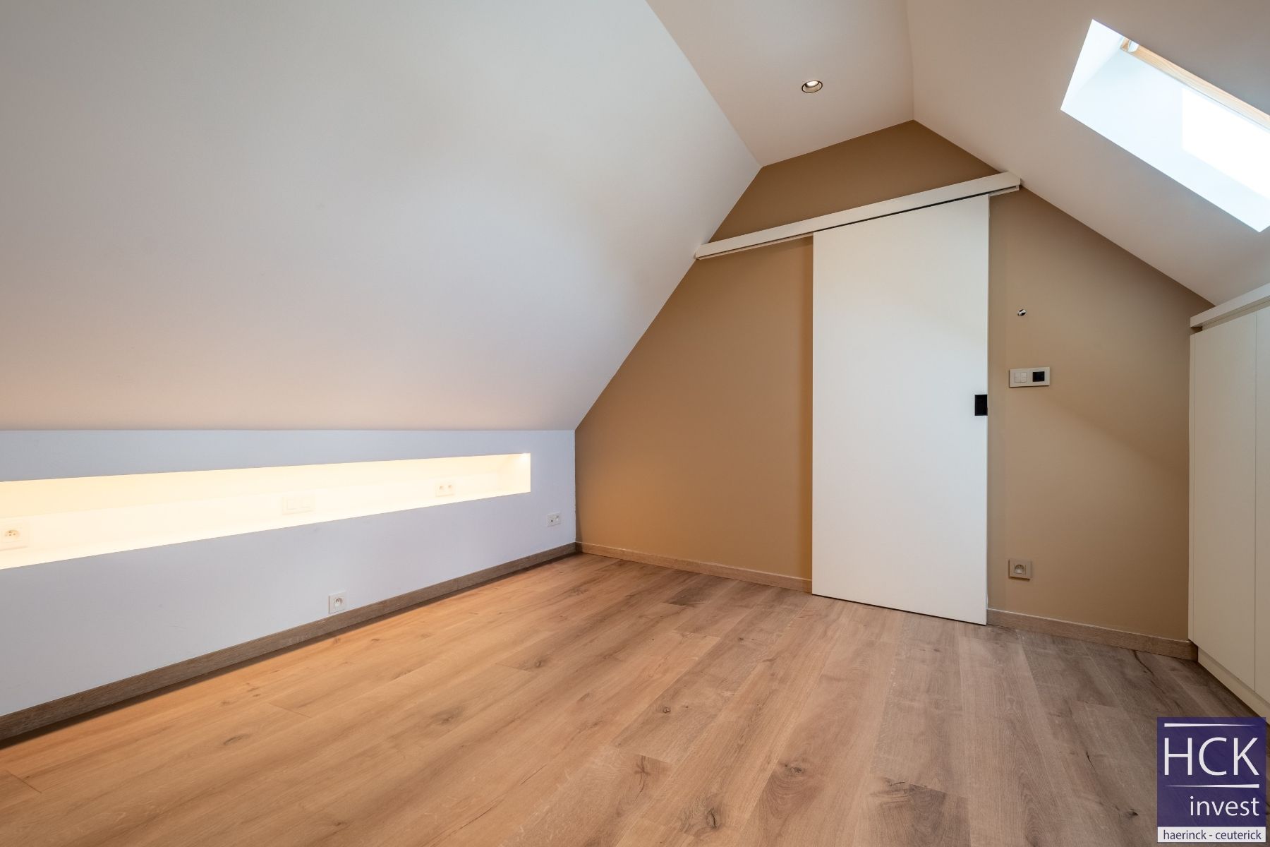 KRUISHOUTEM - Volledig instapklare woning vlakbij centrum!! foto 14