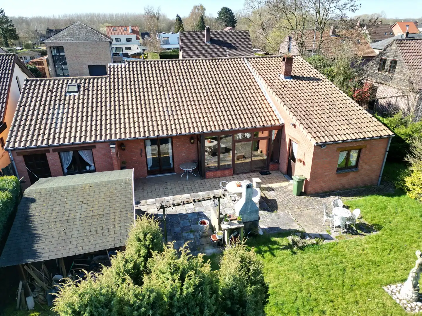 Gelijkvloerse gezinswoning in doodlopende straat. foto 29