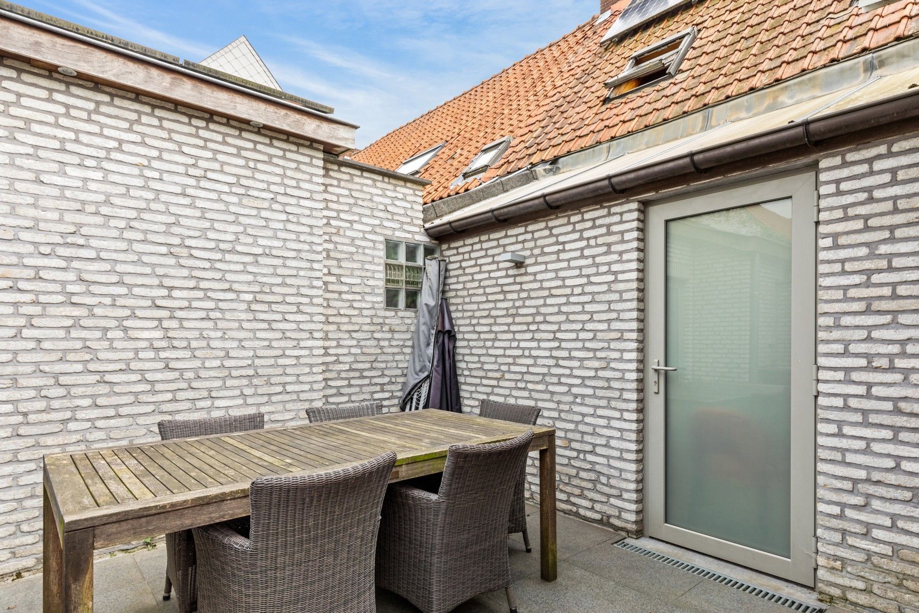 Leuke woning met commerciële mogelijkheden. foto 18