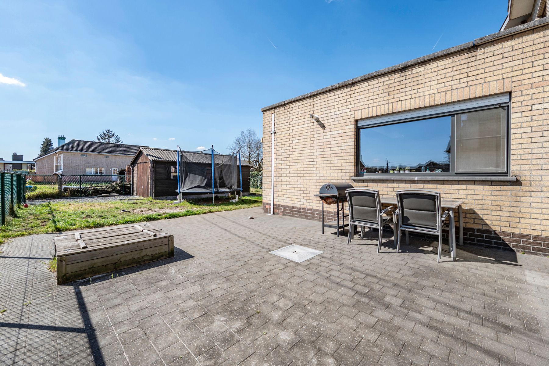 Zeer ruime woonst met 4 slaapkamers nabij Berlare centrum foto 16