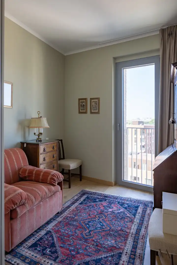 Bemeubeld nieuwbouwappartement op de negende verdieping met ruim terras en prachtig uitzicht – korte termijn verhuur foto 11