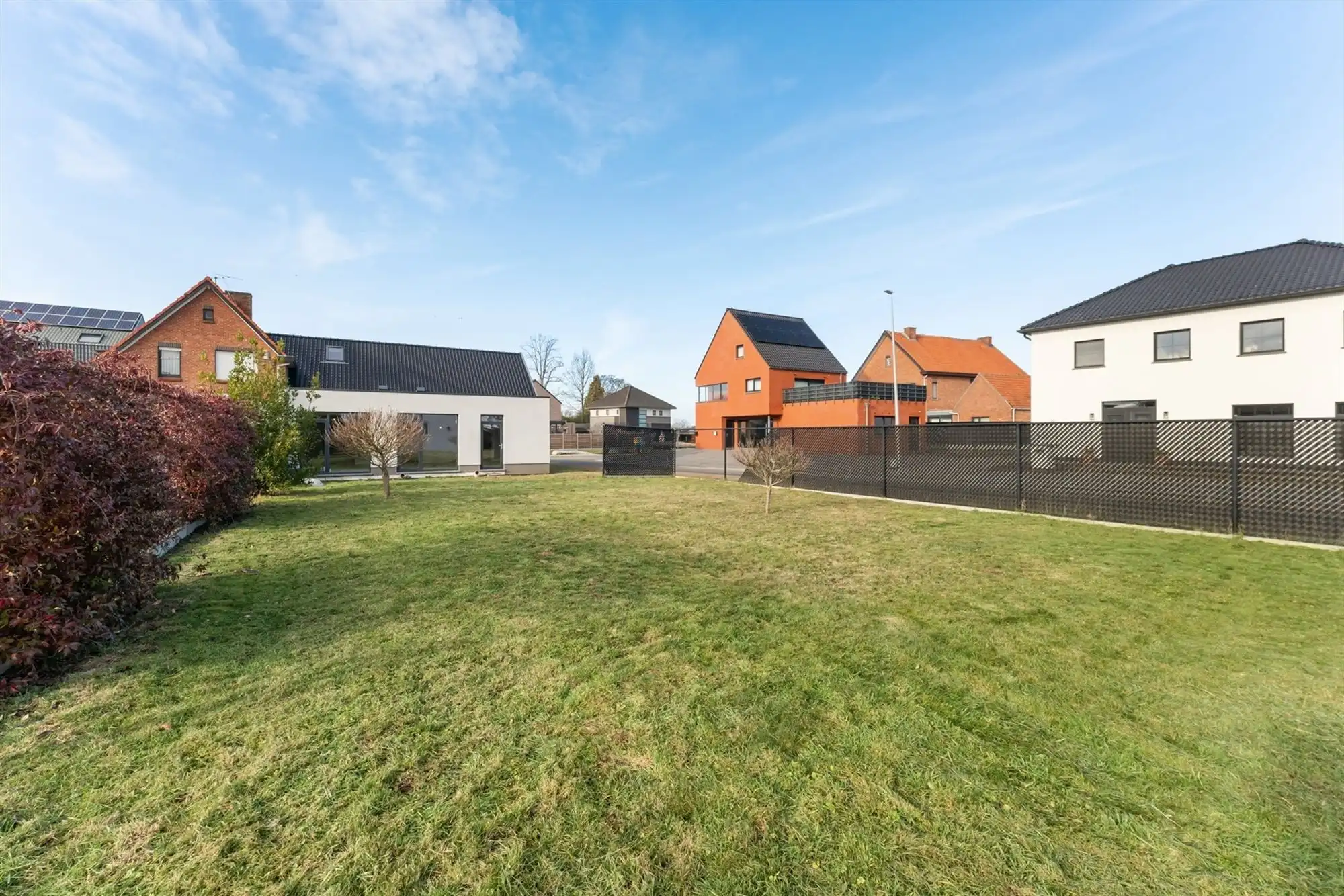 AF TE WERKEN RUIME WONING (222M²) MET 2 SLAAPKAMERS EN TUIN MET TUINKAMER OP 6A 81CA TE PAAL  foto 30