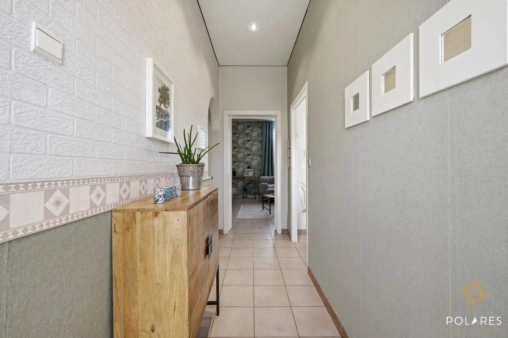 Instapklare woning met uitbreidingsmogelijkheden op toplocatie! foto 3