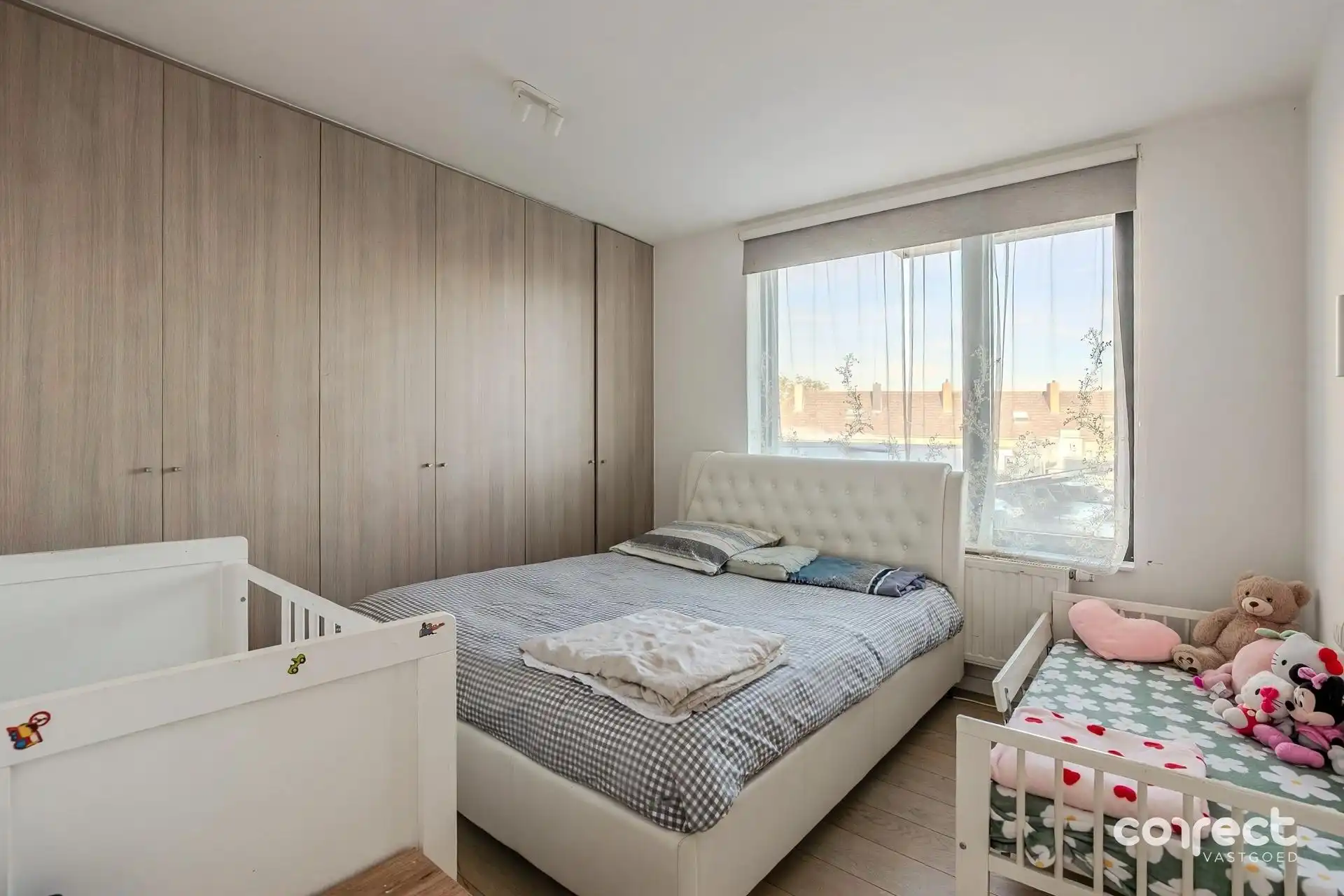 Recent appartement met2 slaapkamers te Sint-Pieters Brugge. foto 7
