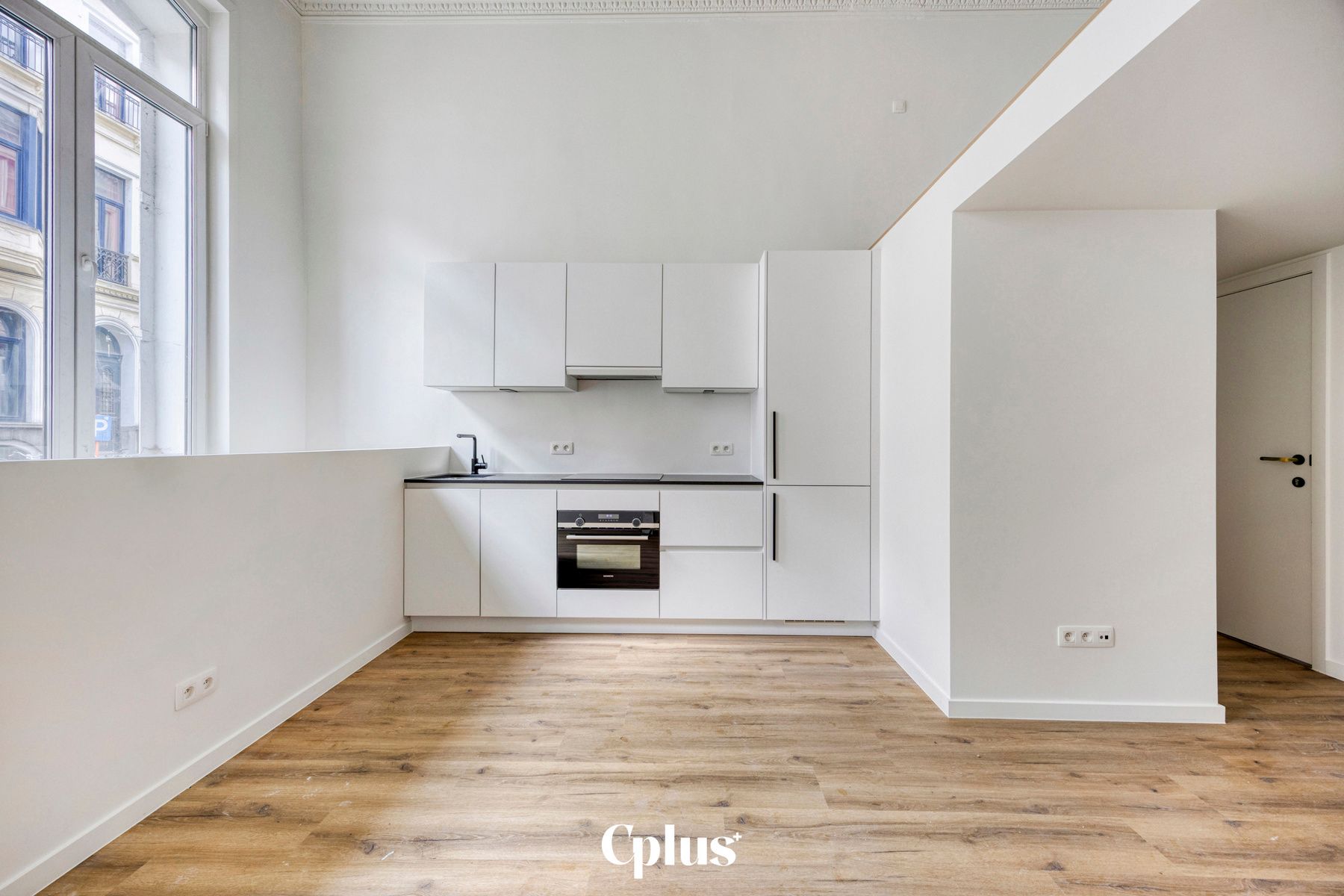 Kwalitatief gerenoveerde studio - te huur foto 5