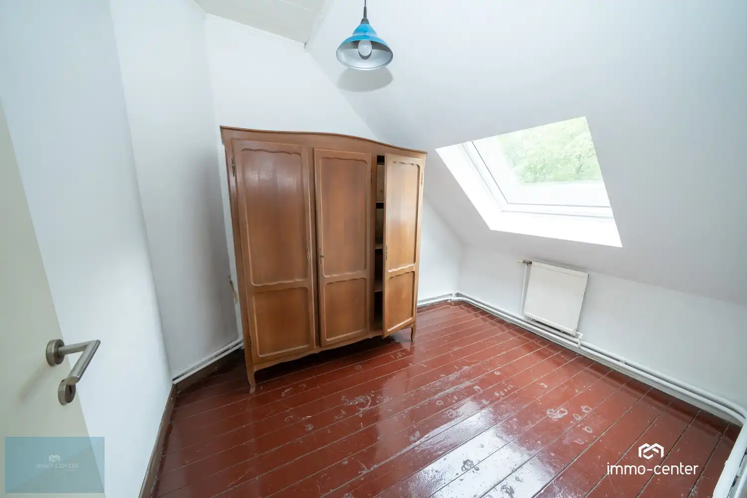 Ruime woning met 4 slaapkamers, tuin en garage – Genk (Winterslag) foto 15