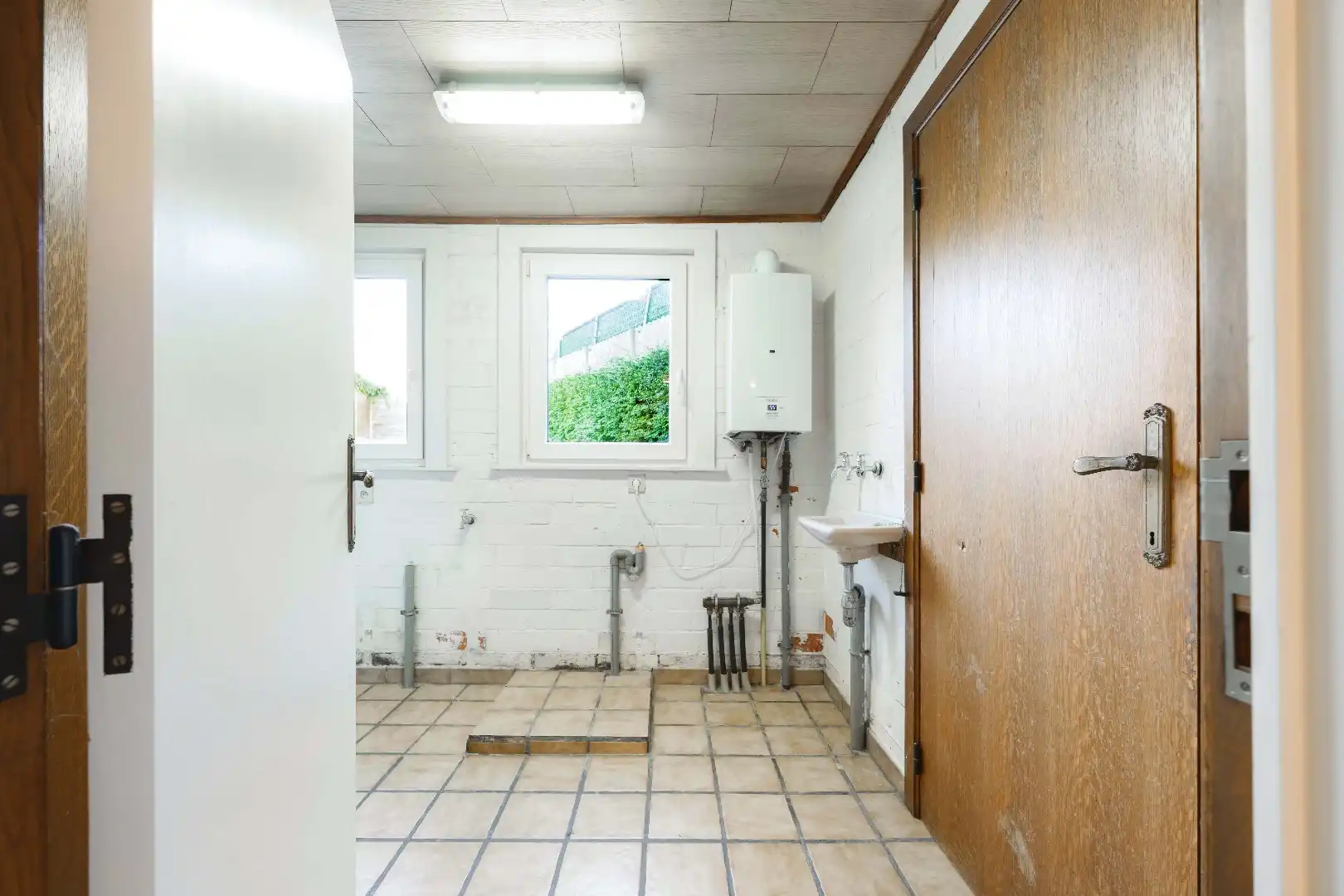 RUIME GEZINSWONING MET TUIN | 5 SLPKS EN GARAGE foto 14