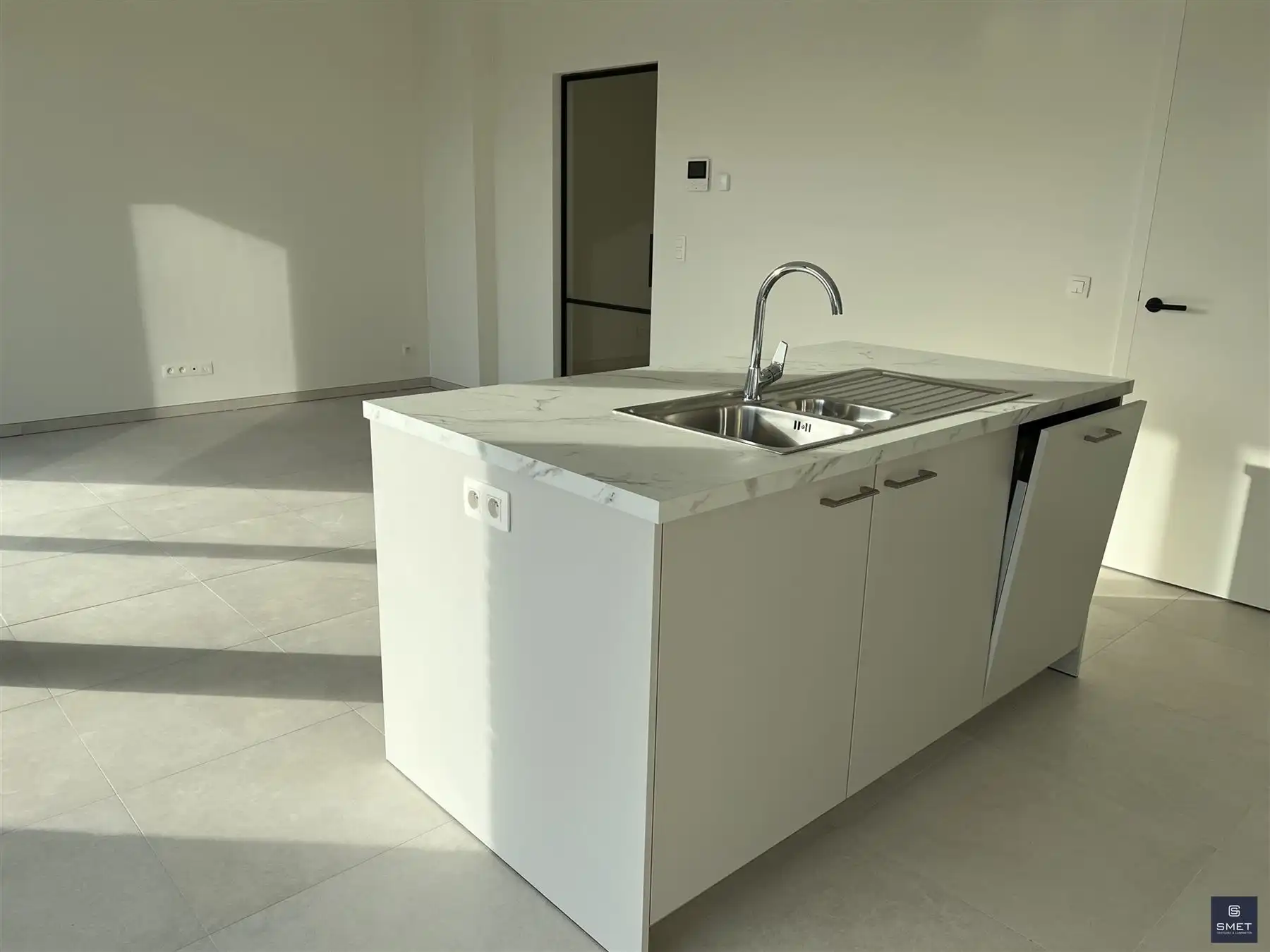 NIEUW APPT MET 2 SLPKS EN AUTOSTAANPL. foto 7