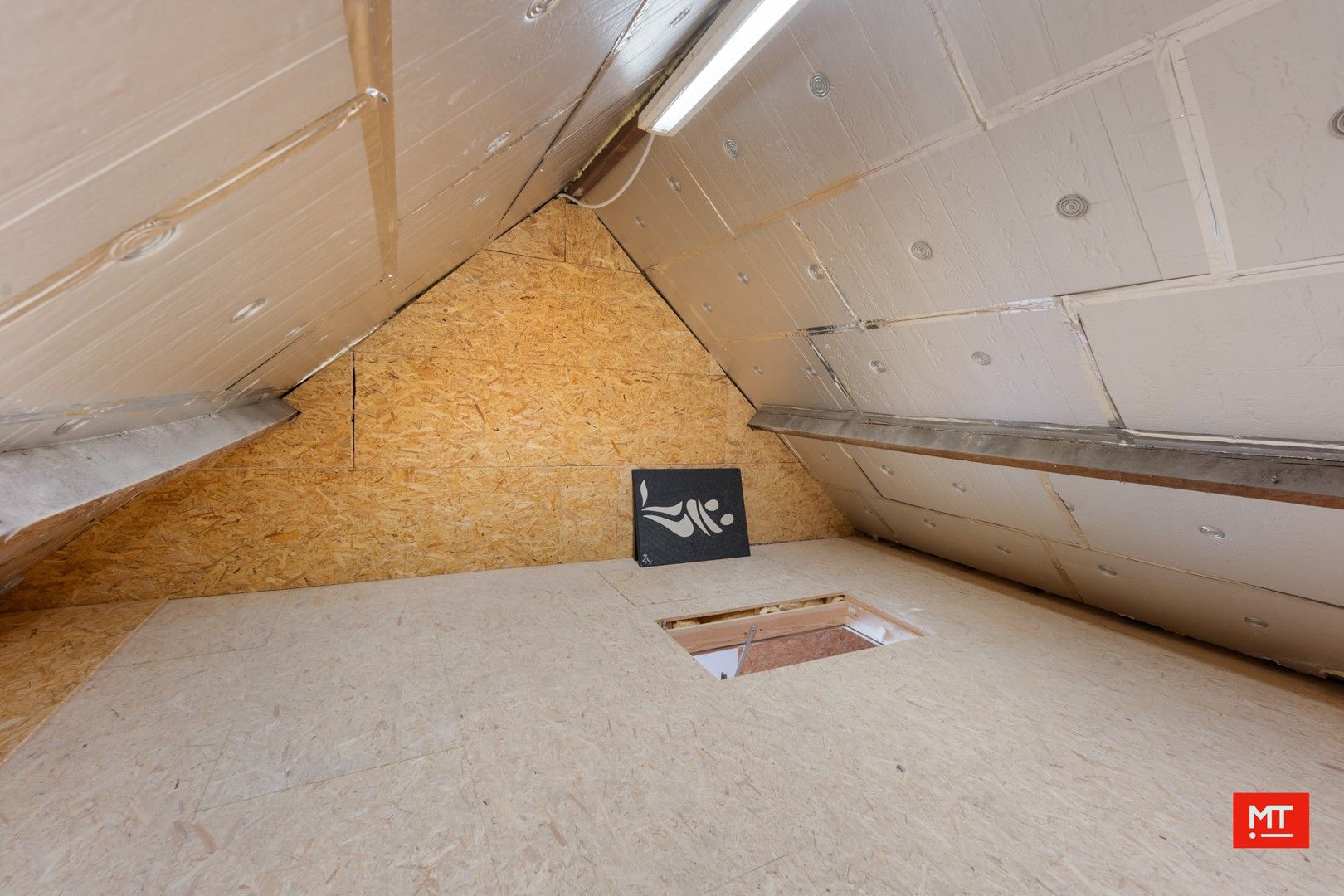 Instapklare, alleenstaande woning met 3/4 slaapkamers, tuin en garage in Zonnebeke foto 21