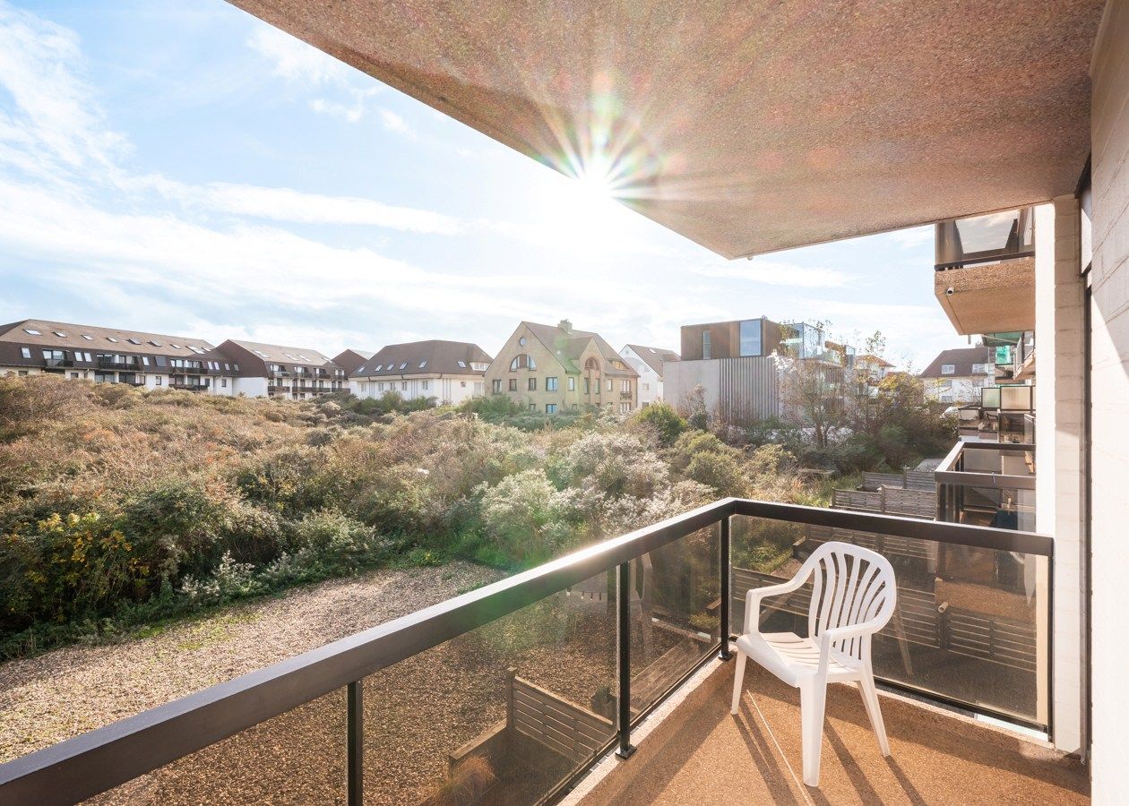 Ruim appartement op de Zeedijk van Oostduinkerke  foto 19