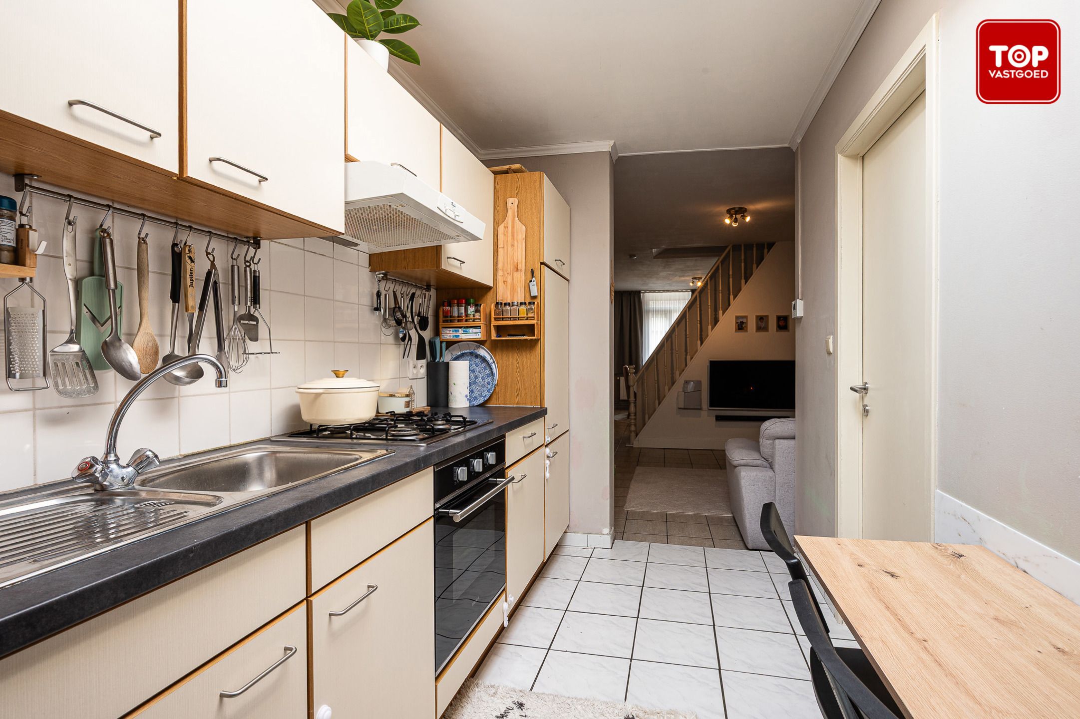 Sfeervolle woning met drie slaapkamers en vlotte verbinding naar de stad foto 13