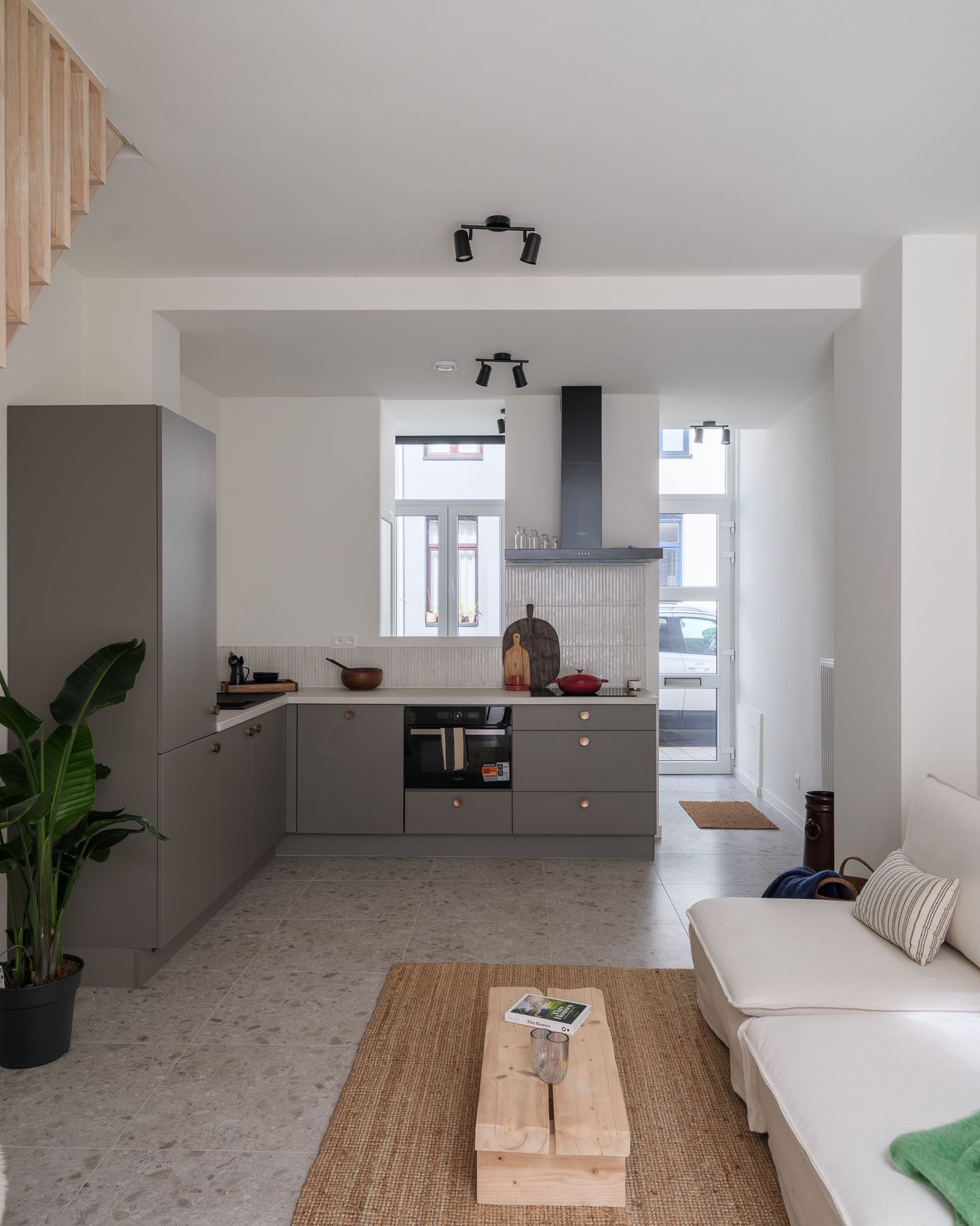 Hedendaags gerenoveerde woning te Ledeberg foto 6