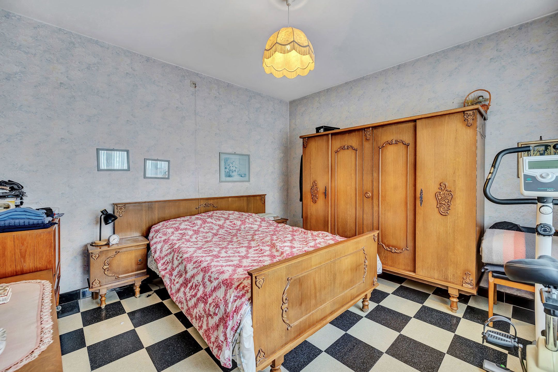 Charmante woning op een prachtig perceel van maar liefst 2.320 m² foto 12