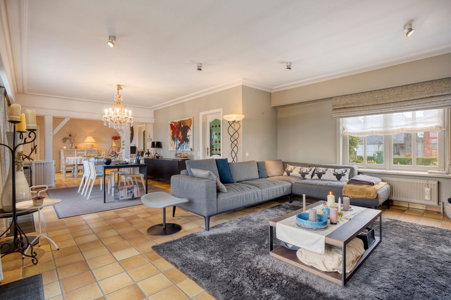 Exclusieve villa met grote loodsen combineer werken en wonen foto 6
